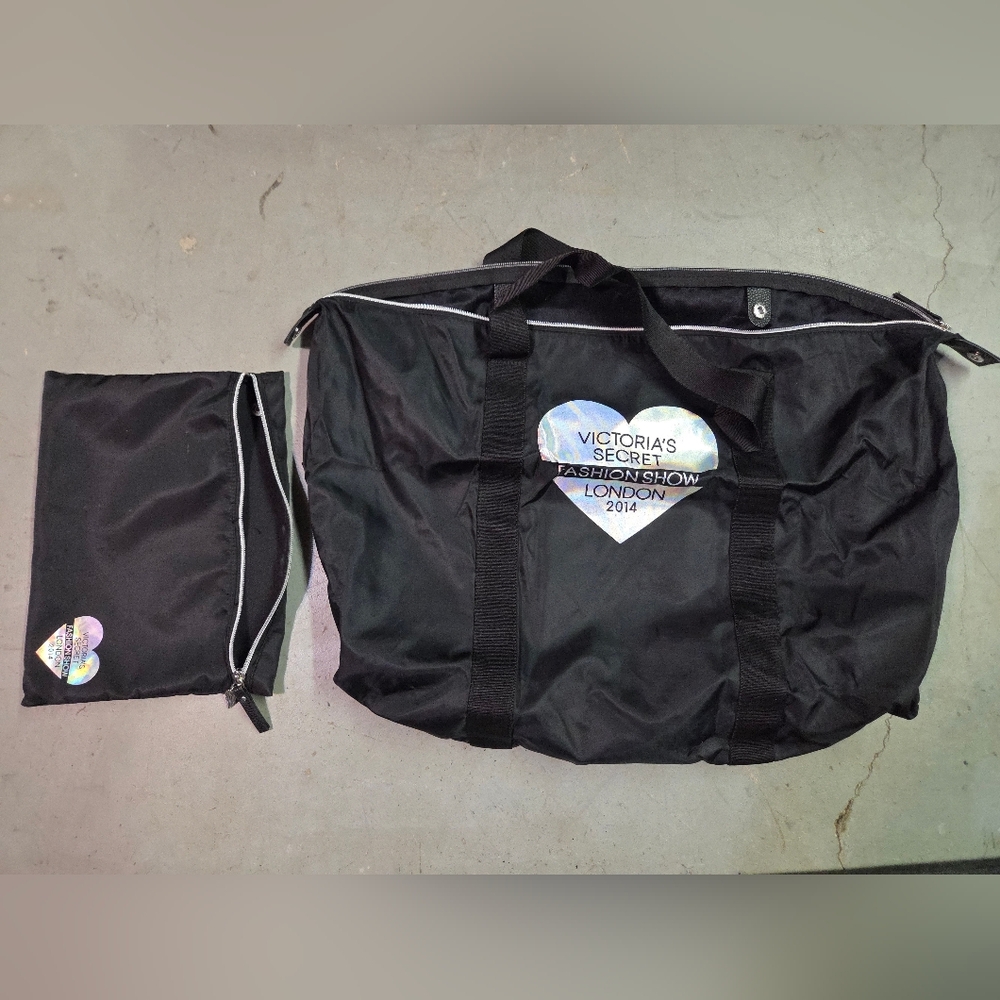 Victoria's Secret tote/duffel bag